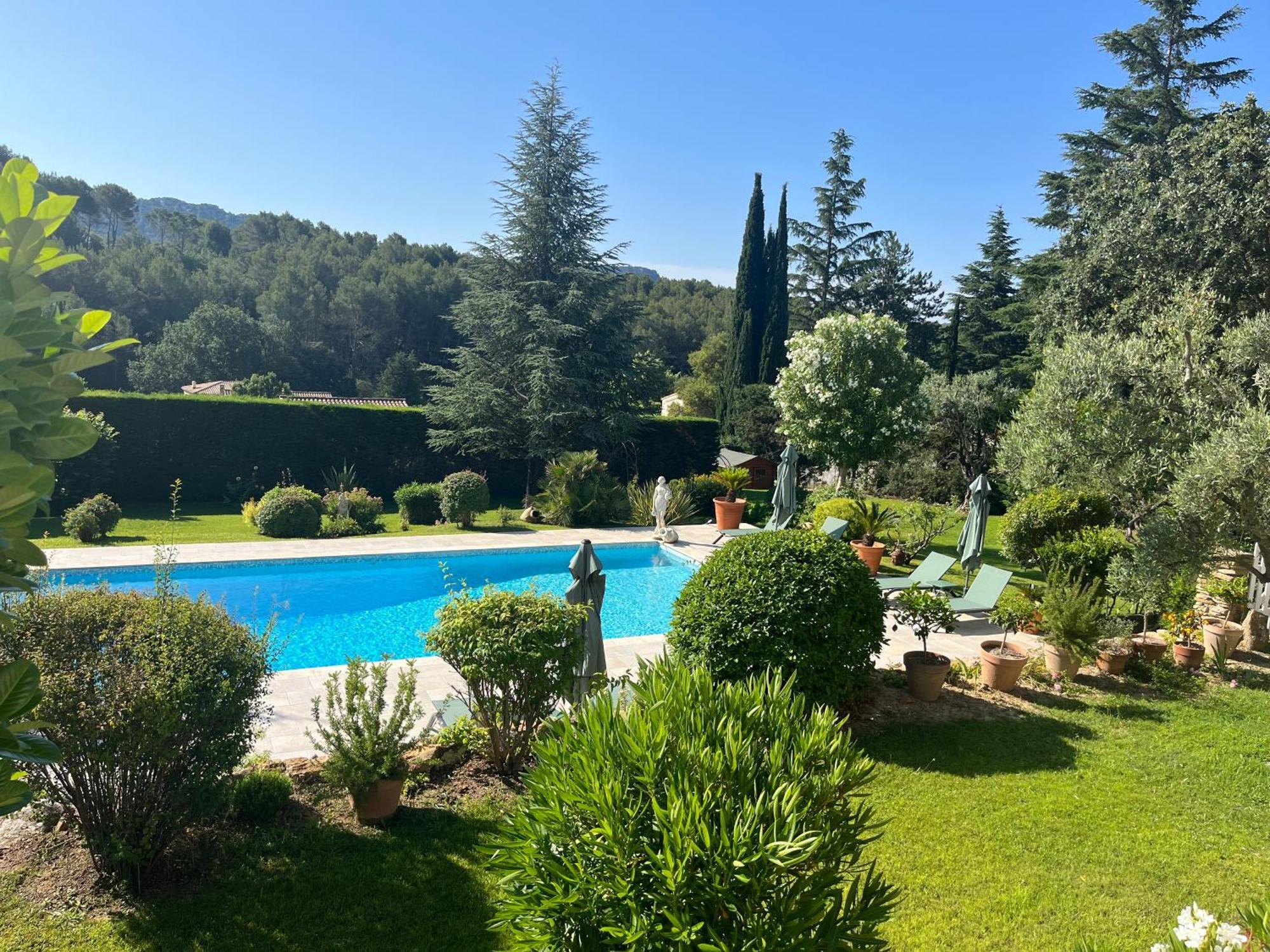 Le Clos Serein Le Beausset Exterior foto